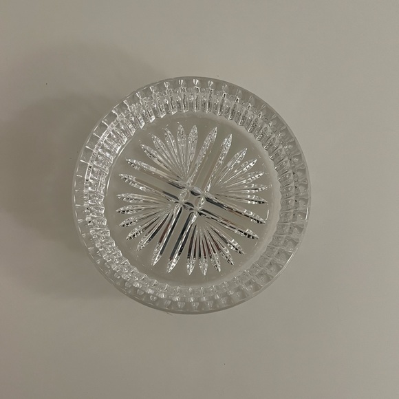 Waterford Crystal Wine Coaster. Hand signed/etched by Jim O’Leary. New. - Picture 3 of 5